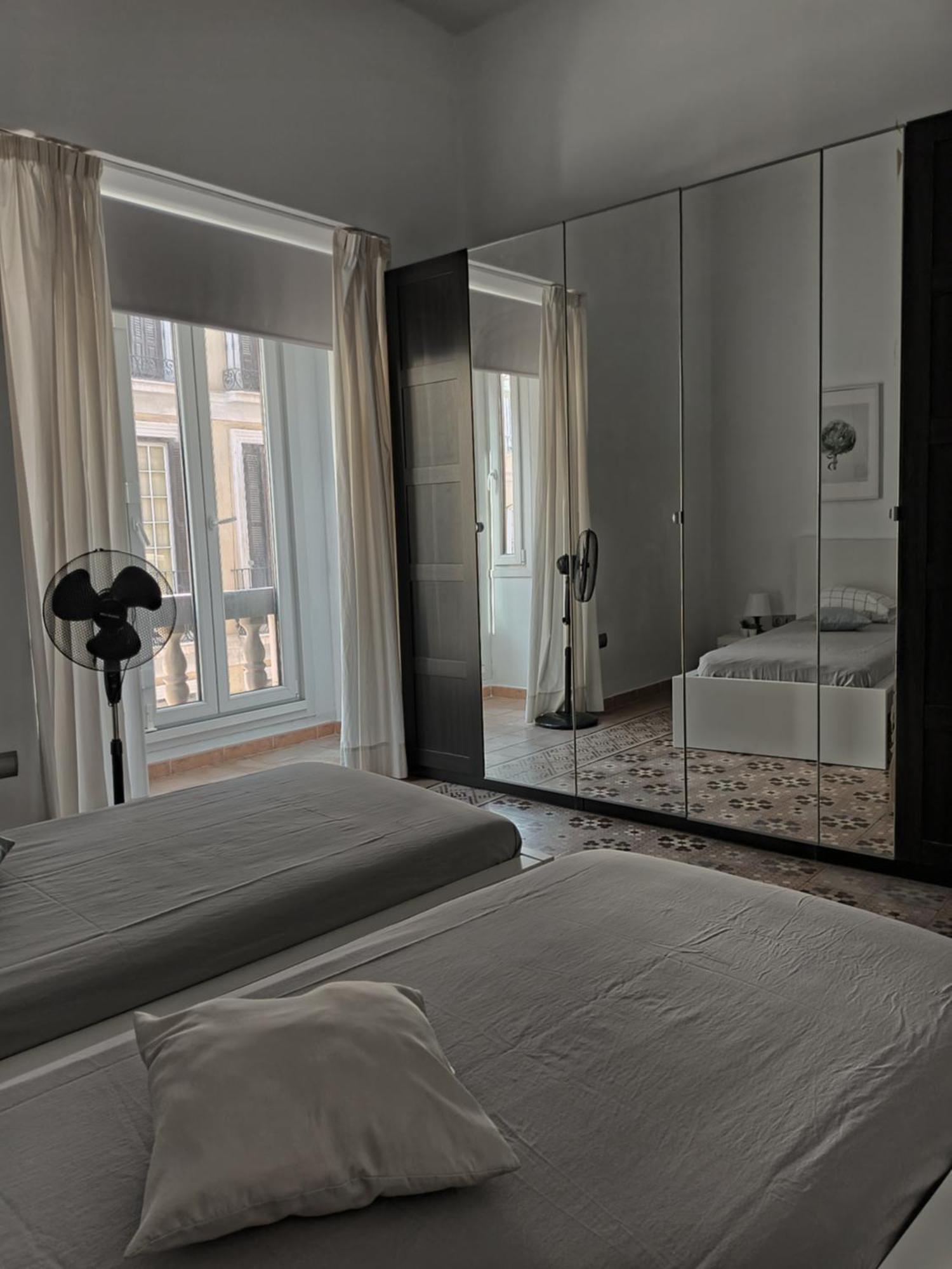 Apartamento En El Centro Historico De Малага Екстериор снимка