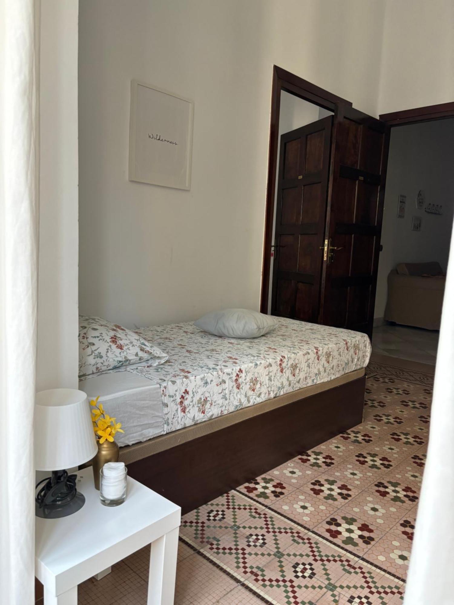 Apartamento En El Centro Historico De Малага Екстериор снимка